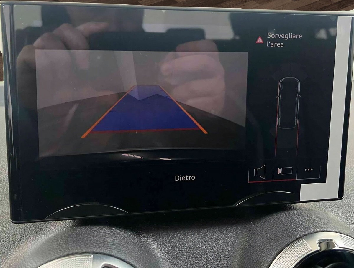 Audi Q2 Q2 30 TDI S line Edition (13)