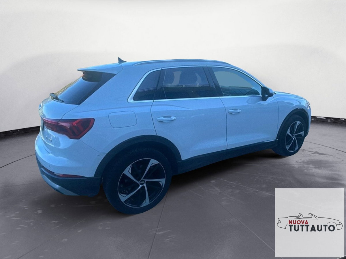 Audi Q3 35 2.0 tdi Business Advanced s-tronic (6)