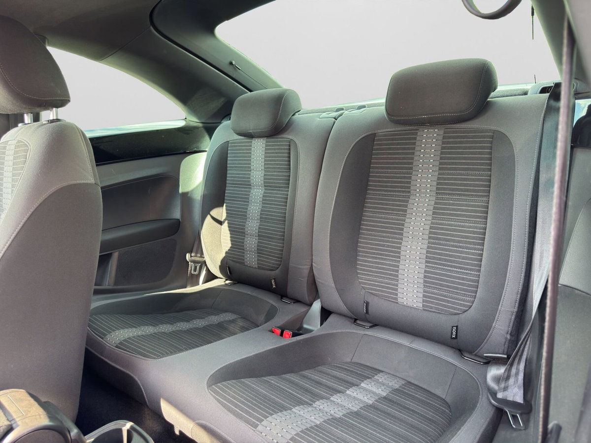 Volkswagen Maggiolino 1.4 TSI DSG Sport (14)