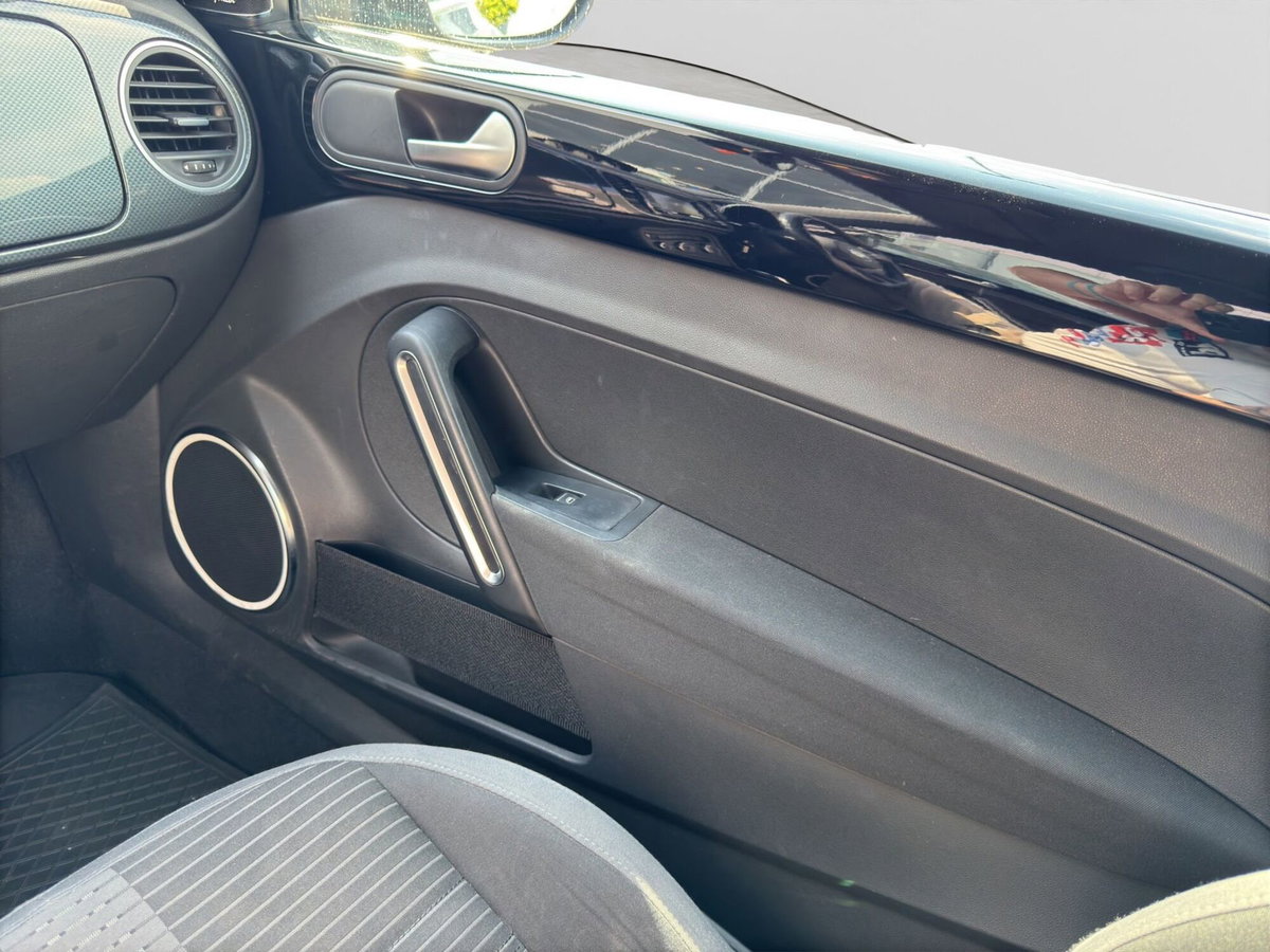 Volkswagen Maggiolino 1.4 TSI DSG Sport (18)