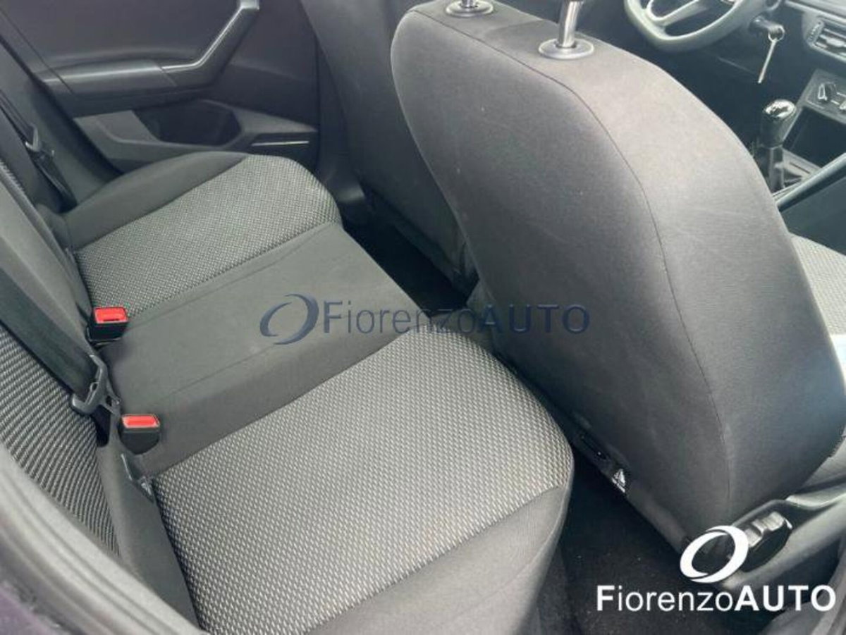 Volkswagen Taigo 1.0 tsi Life 95cv (5)