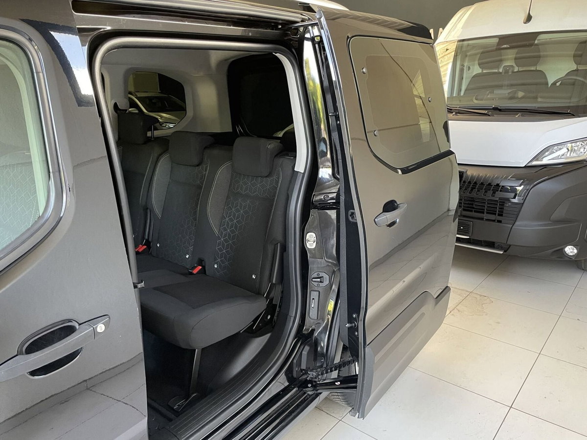 Peugeot Rifter BlueHDi 100 Active Standard (11)