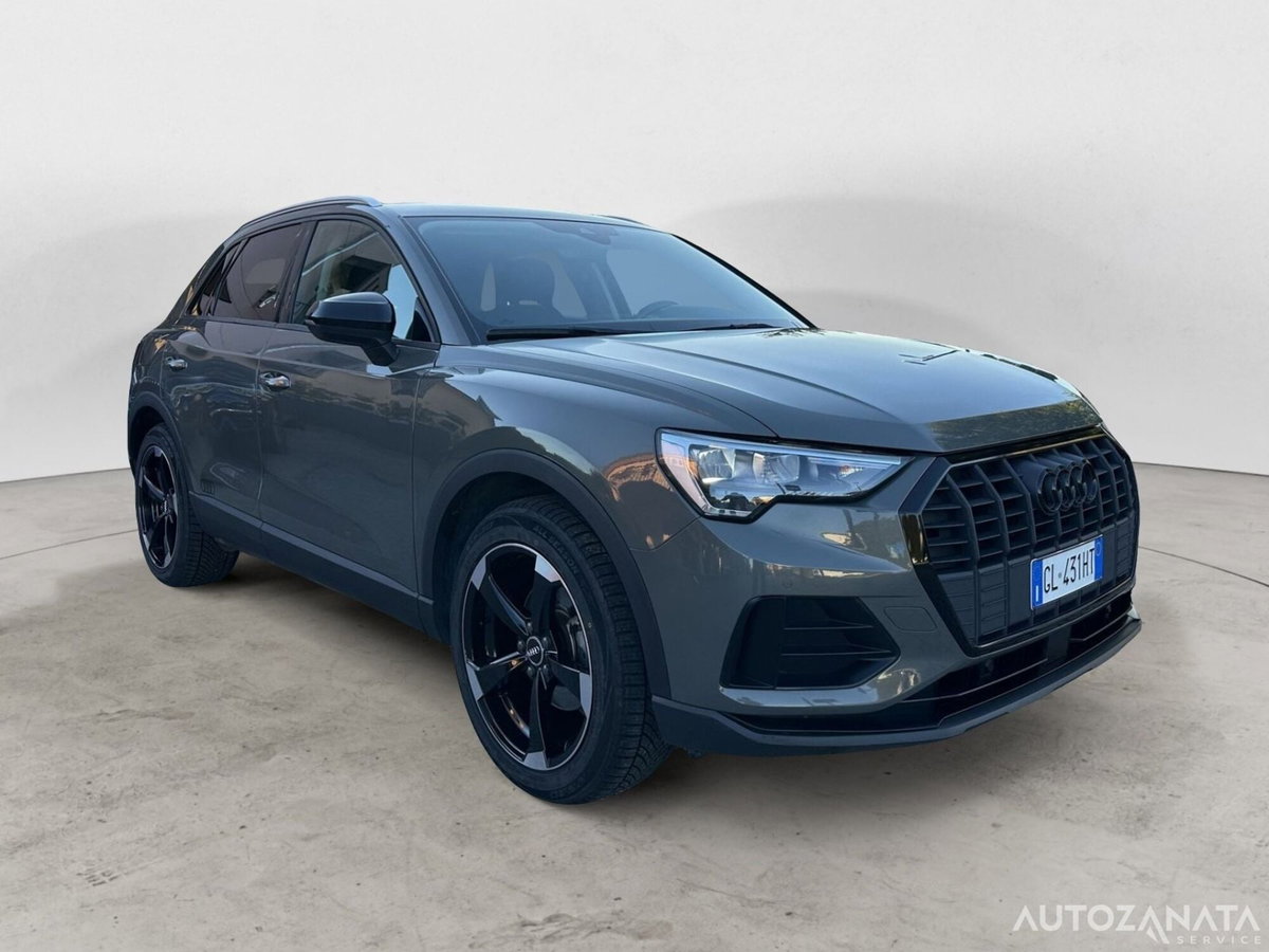 Audi Q3 35 2.0 tdi Business Advanced s-tronic (2)