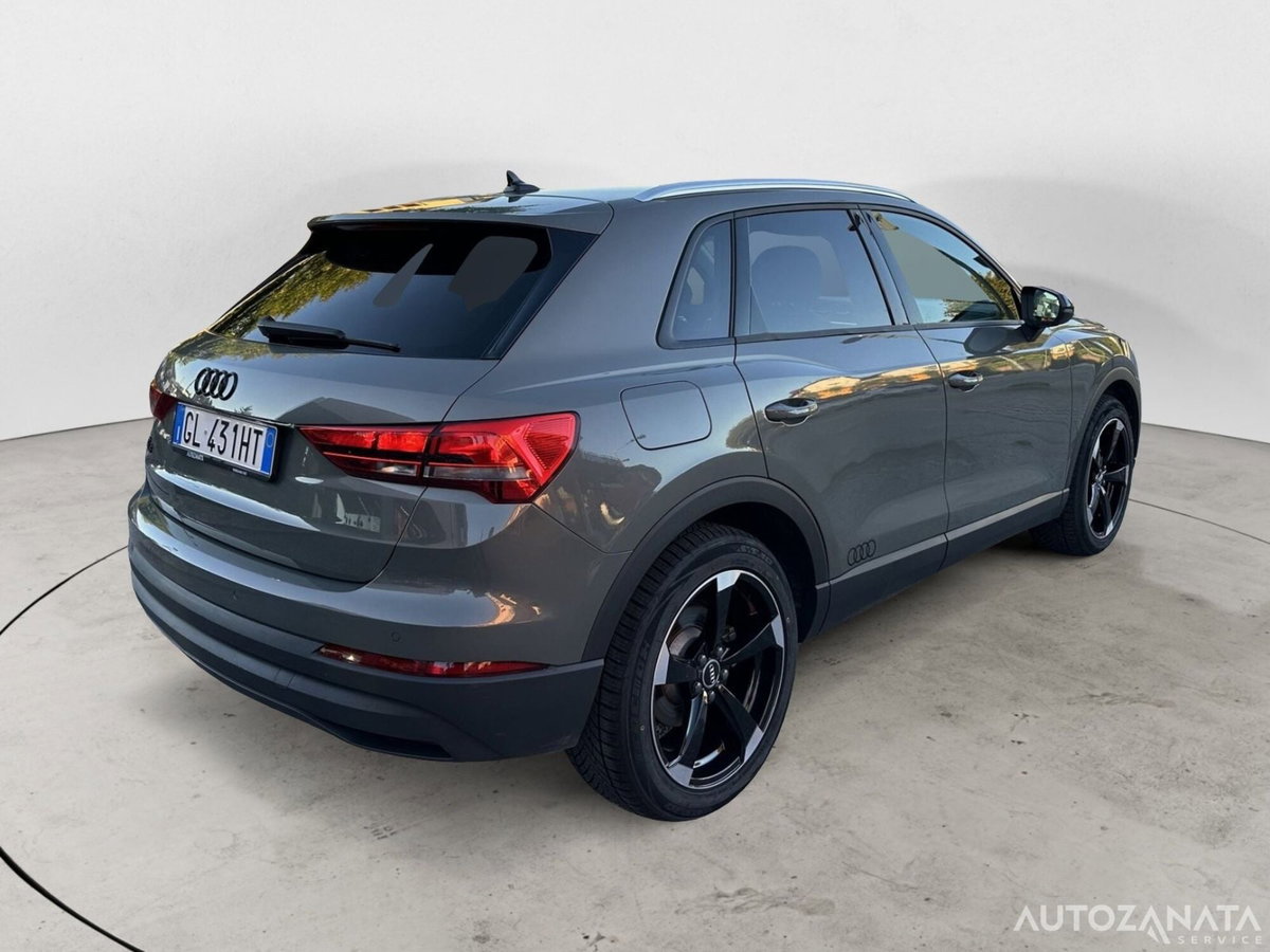 Audi Q3 35 2.0 tdi Business Advanced s-tronic (4)