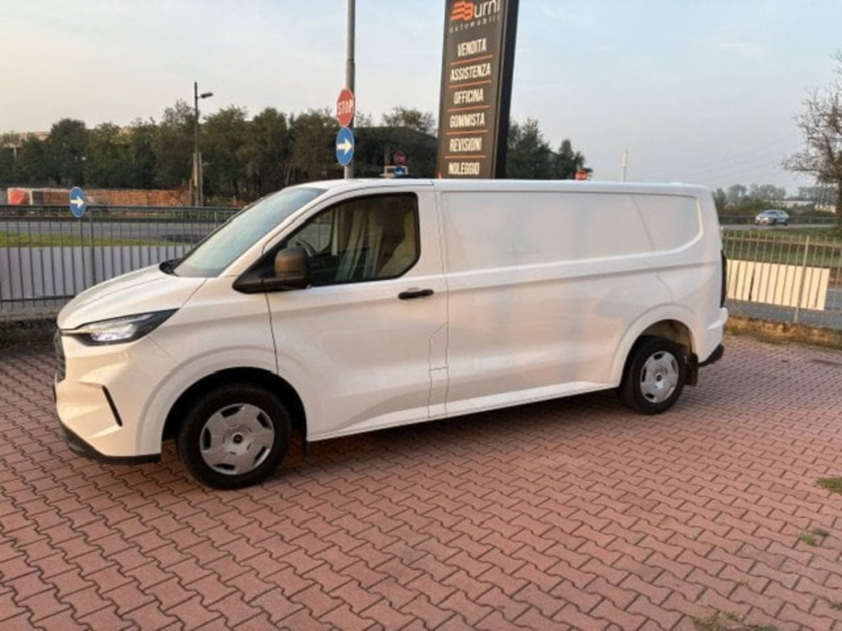 Ford Transit Custom Furgone 320 2.0 ecoblue 136cv Trend L2H1 A8 (2)