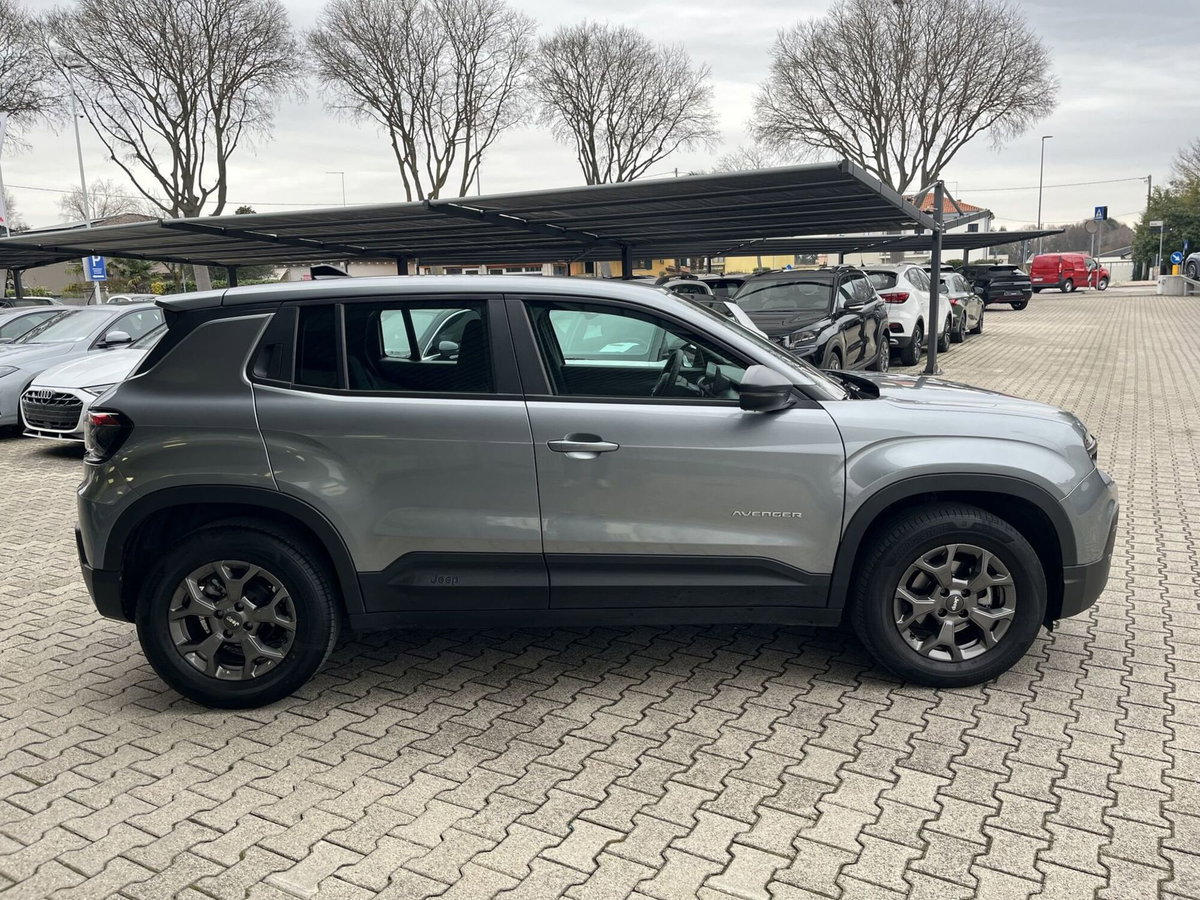 Jeep Avenger 1.2 turbo Altitude fwd 100cv (4)