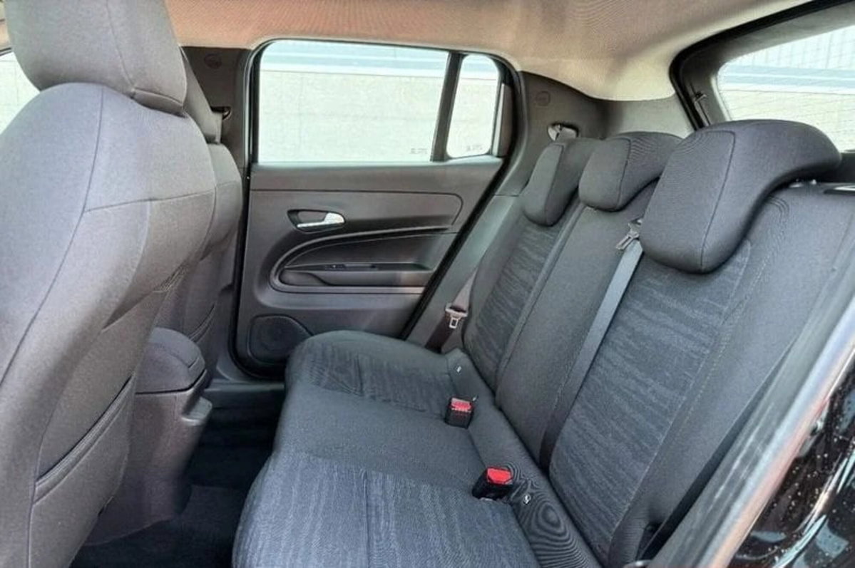 Jeep Avenger 1.2 turbo e-hybrid mhev Longitude fwd 110cv edct6 (8)