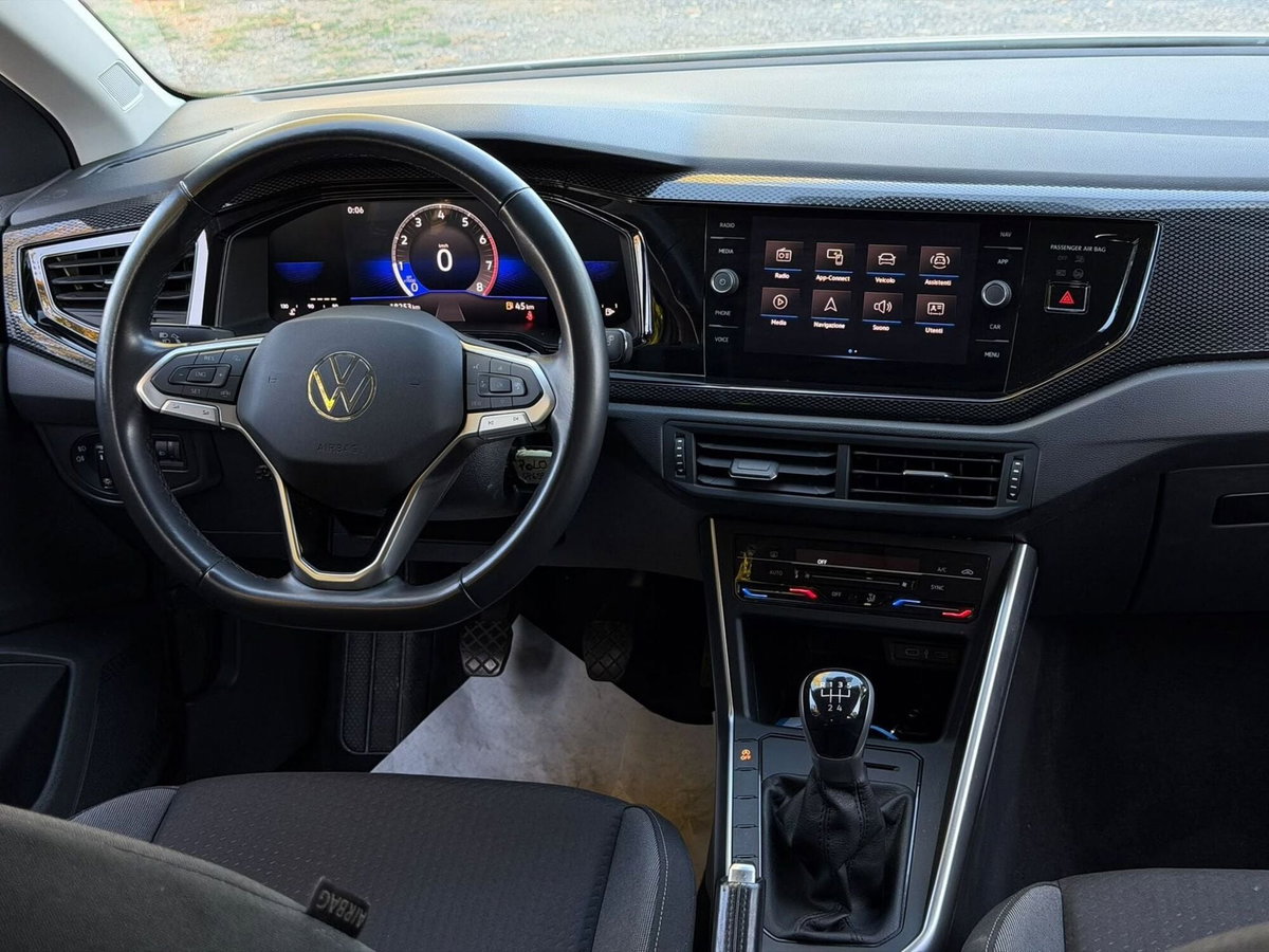 Volkswagen Polo 1.0 EVO (6)