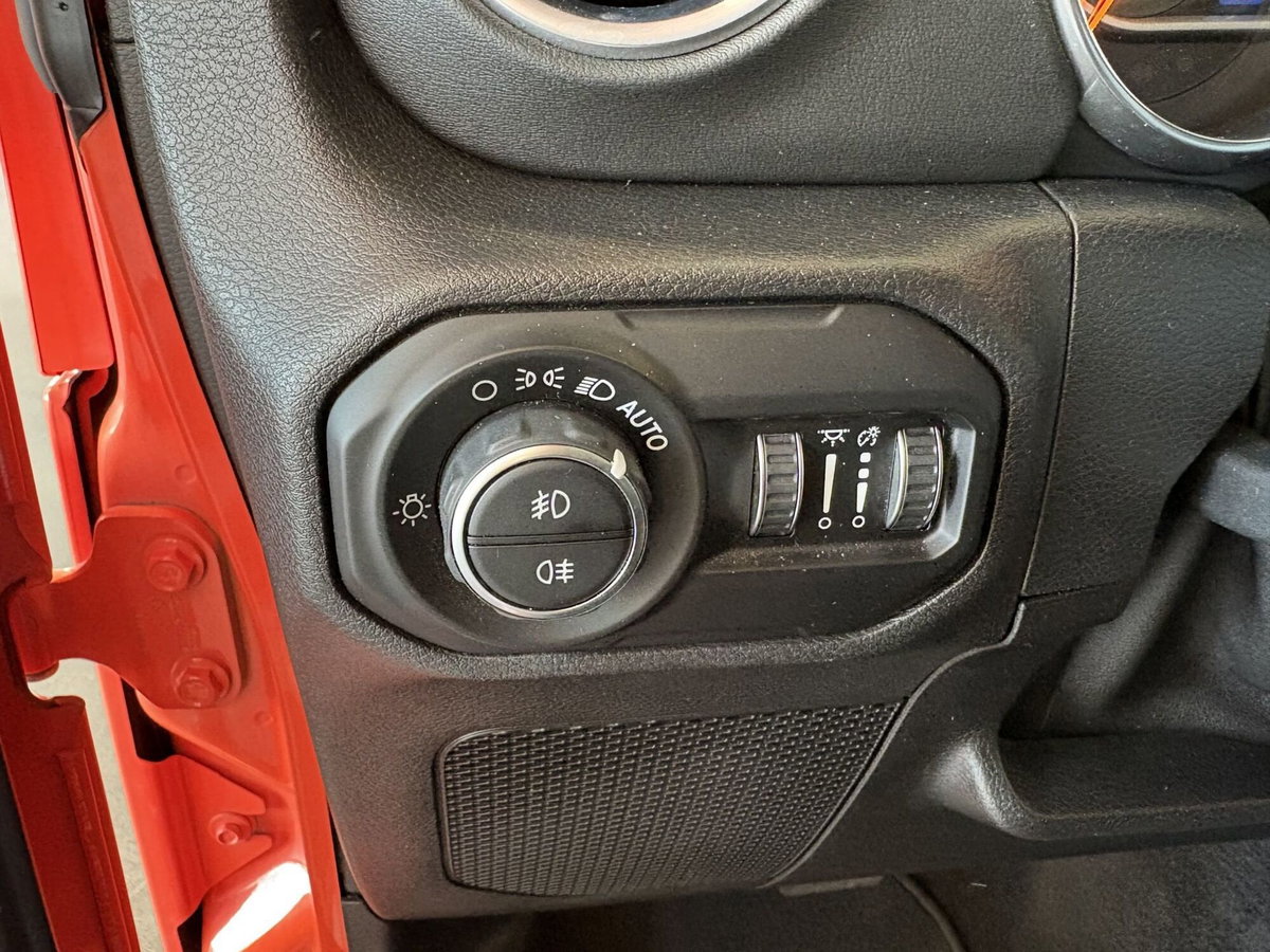 Jeep Wrangler 2.2 Mjt II Recon (20)