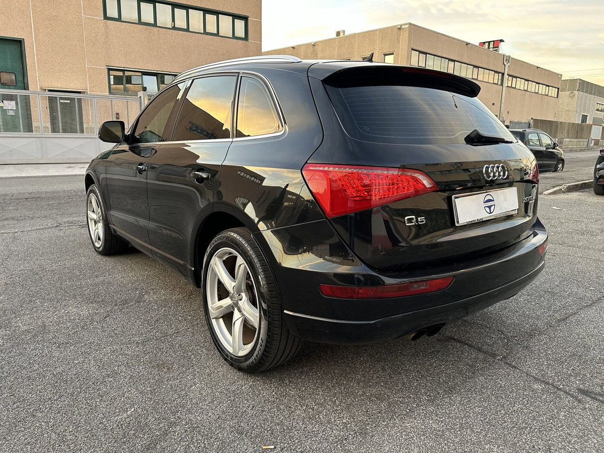 Audi Q5 2.0 TDI 170 CV quattro (4)