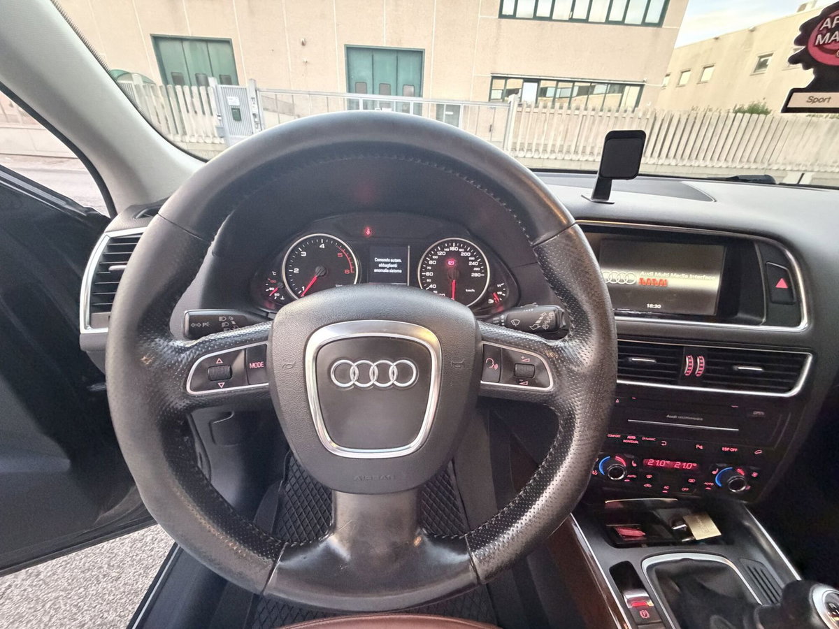 Audi Q5 2.0 TDI 170 CV quattro (9)