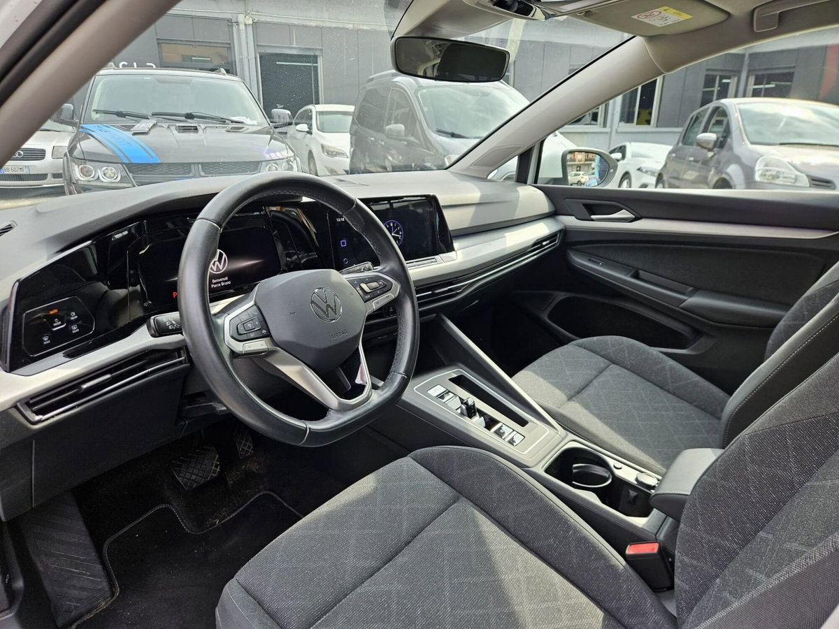 Volkswagen Golf 1.5 eTSI 130 CV EVO ACT DSG Life (7)