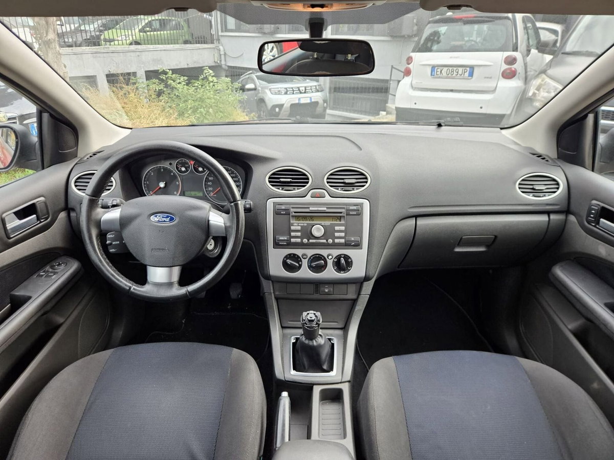 Ford Focus 1.6 TDCi (90CV) 5p. (10)