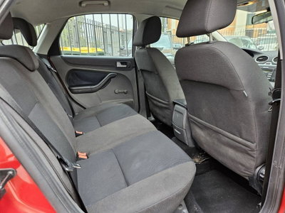Ford Focus 1.6 TDCi (90CV) 5p. (13)