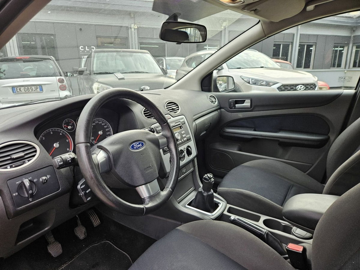 Ford Focus 1.6 TDCi (90CV) 5p. (7)