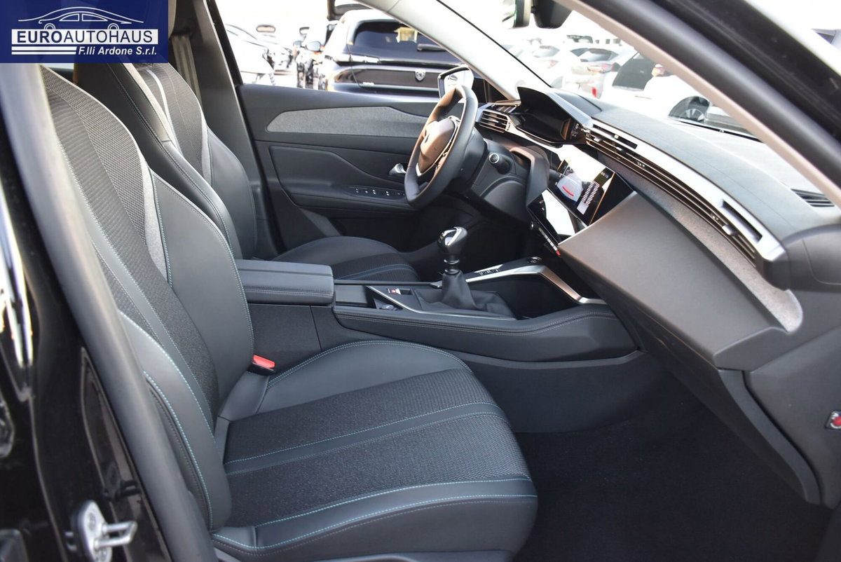 Peugeot 308 SW BlueHDi 130 S&S Allure Pack (18)