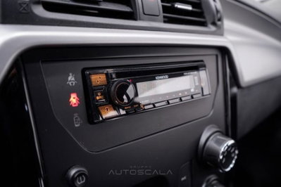 Mahindra KUV100 1.2 K8 m-bifuel (14)