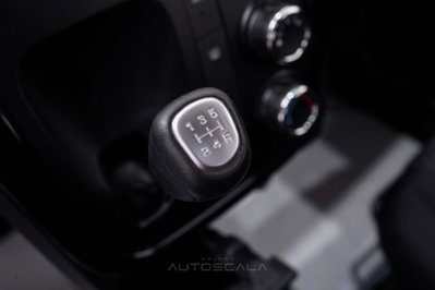 Mahindra KUV100 1.2 K8 m-bifuel (15)