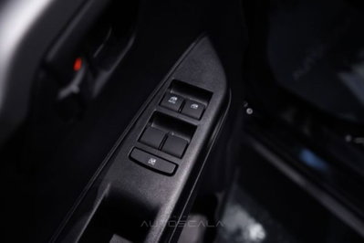 Mahindra KUV100 1.2 K8 m-bifuel (10)