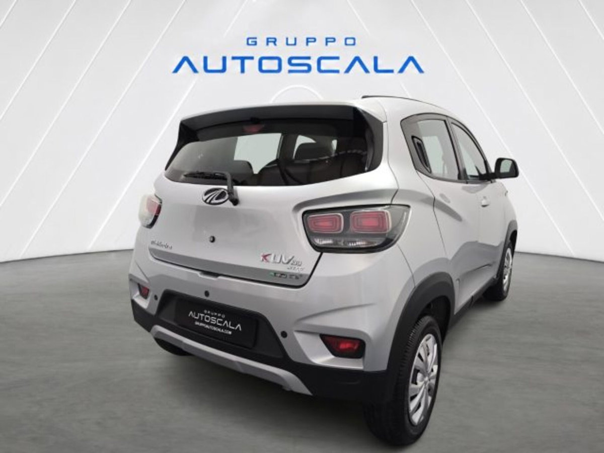 Mahindra KUV100 1.2 K8 m-bifuel (5)