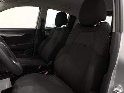 Mahindra KUV100 1.2 K8 m-bifuel (9)