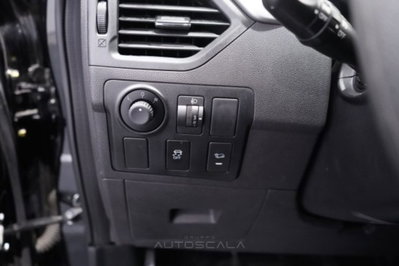 Mahindra KUV100 1.2 K8 m-bifuel (12)