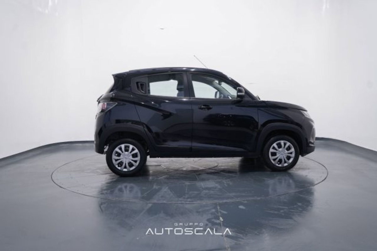 Mahindra KUV100 1.2 K8 m-bifuel (7)