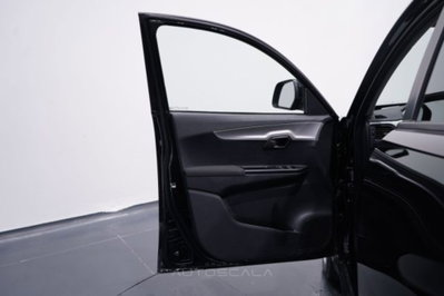 Mahindra KUV100 1.2 K8 m-bifuel (9)