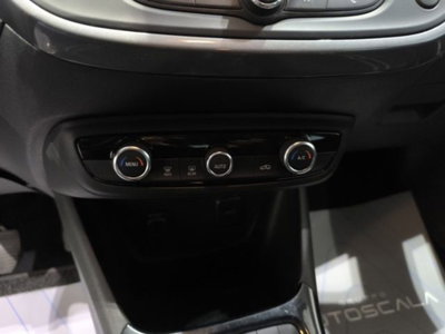 Opel Crossland 1.5 ECOTEC D 110 CV Start&Stop Elegance (14)
