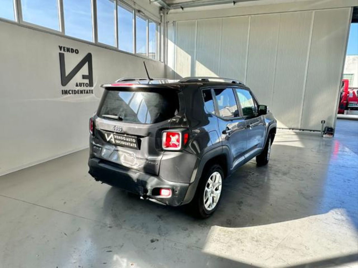 Jeep Renegade 2.0 Mjt 140CV 4WD Active Drive Limited (7)