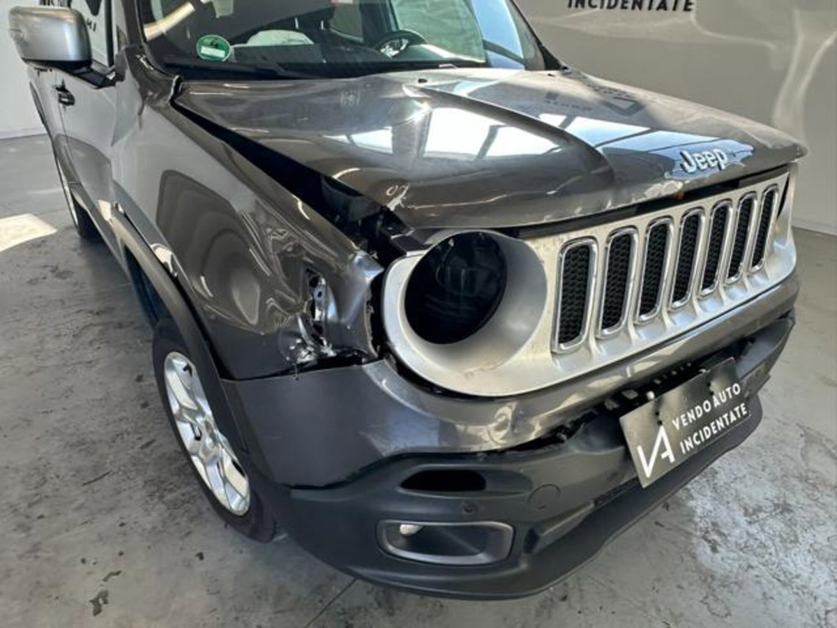 Jeep Renegade 2.0 Mjt 140CV 4WD Active Drive Limited (9)
