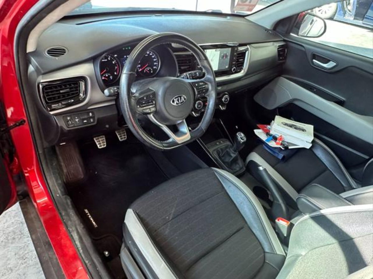 Kia Stonic 1.0 T-GDi 120 CV Energy (14)