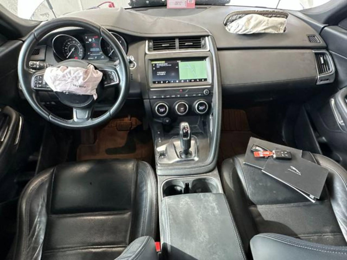 Jaguar E-Pace 2.0D 150 CV AWD aut. S (13)