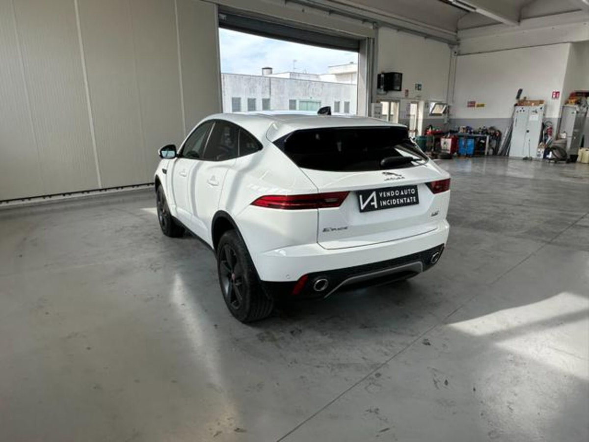 Jaguar E-Pace 2.0D 150 CV AWD aut. S (5)