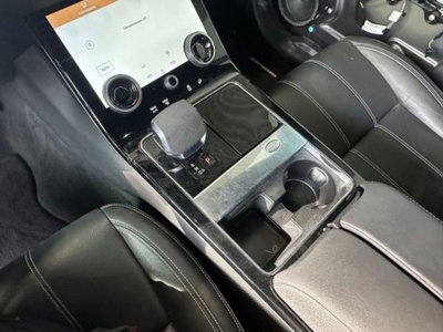 Land Rover Range Rover Velar 2.0D I4 204 CV R-Dynamic S (17)