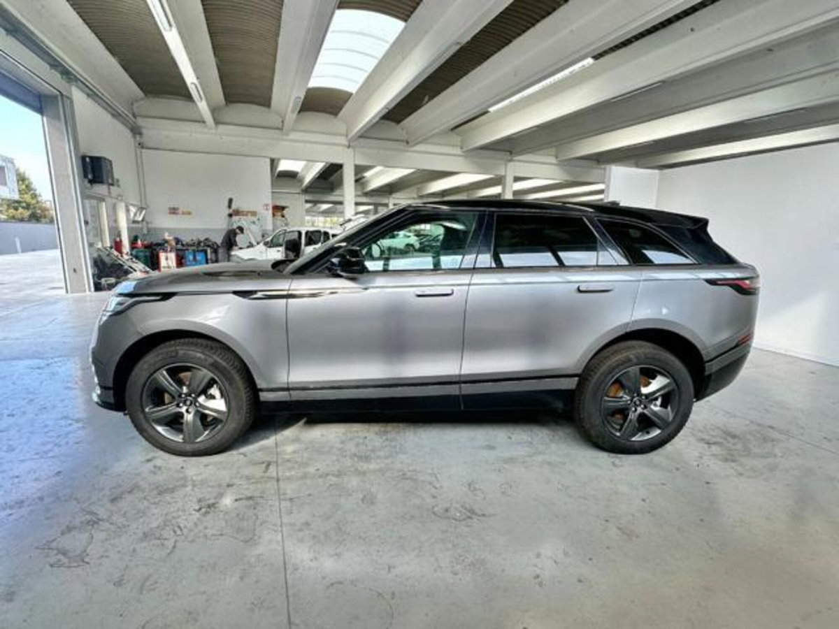 Land Rover Range Rover Velar 2.0D I4 204 CV R-Dynamic S (4)
