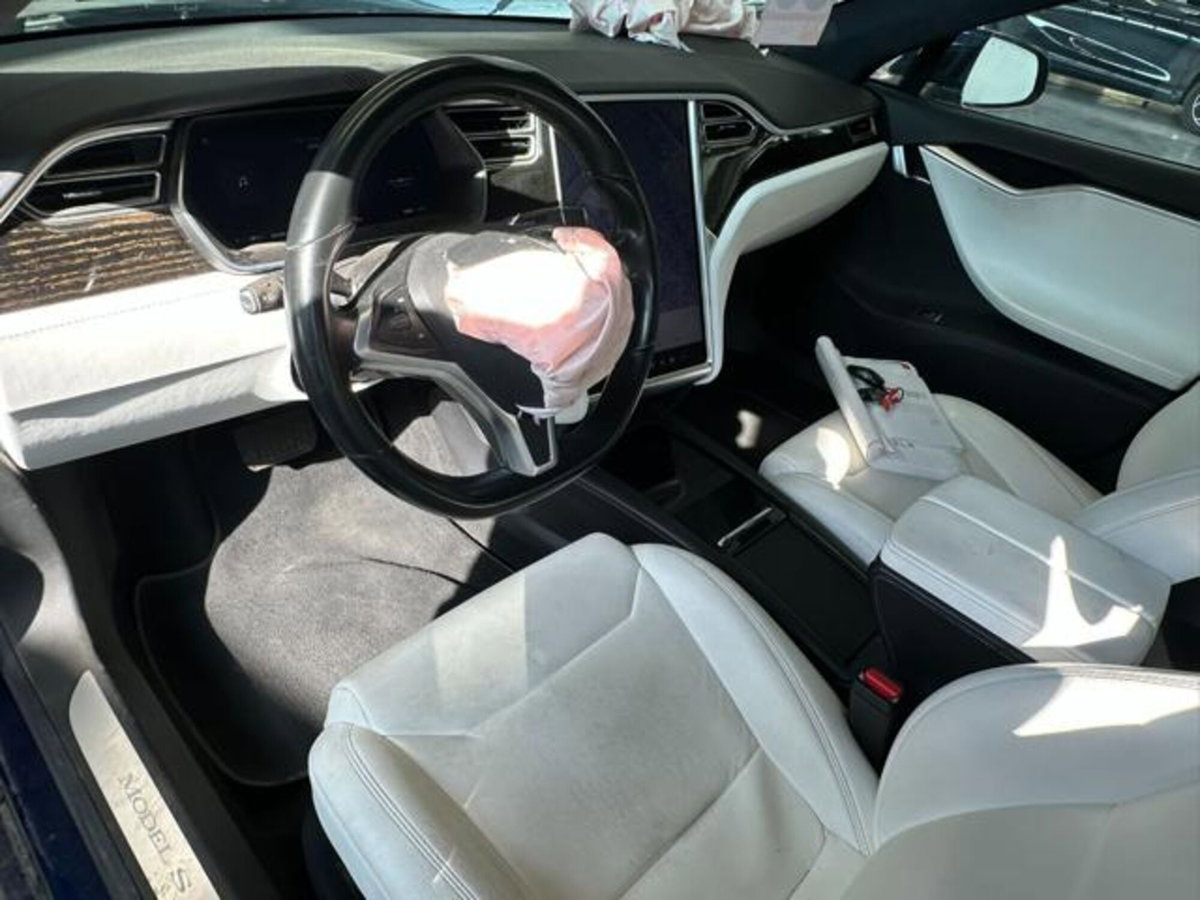 Tesla Model S Model S 100kWh All-Wheel Drive (13)