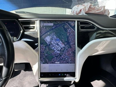 Tesla Model S Model S 100kWh All-Wheel Drive (16)