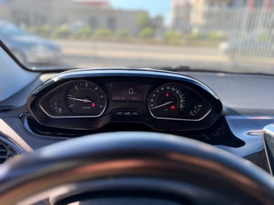Peugeot 208 75 5 porte Allure (17)