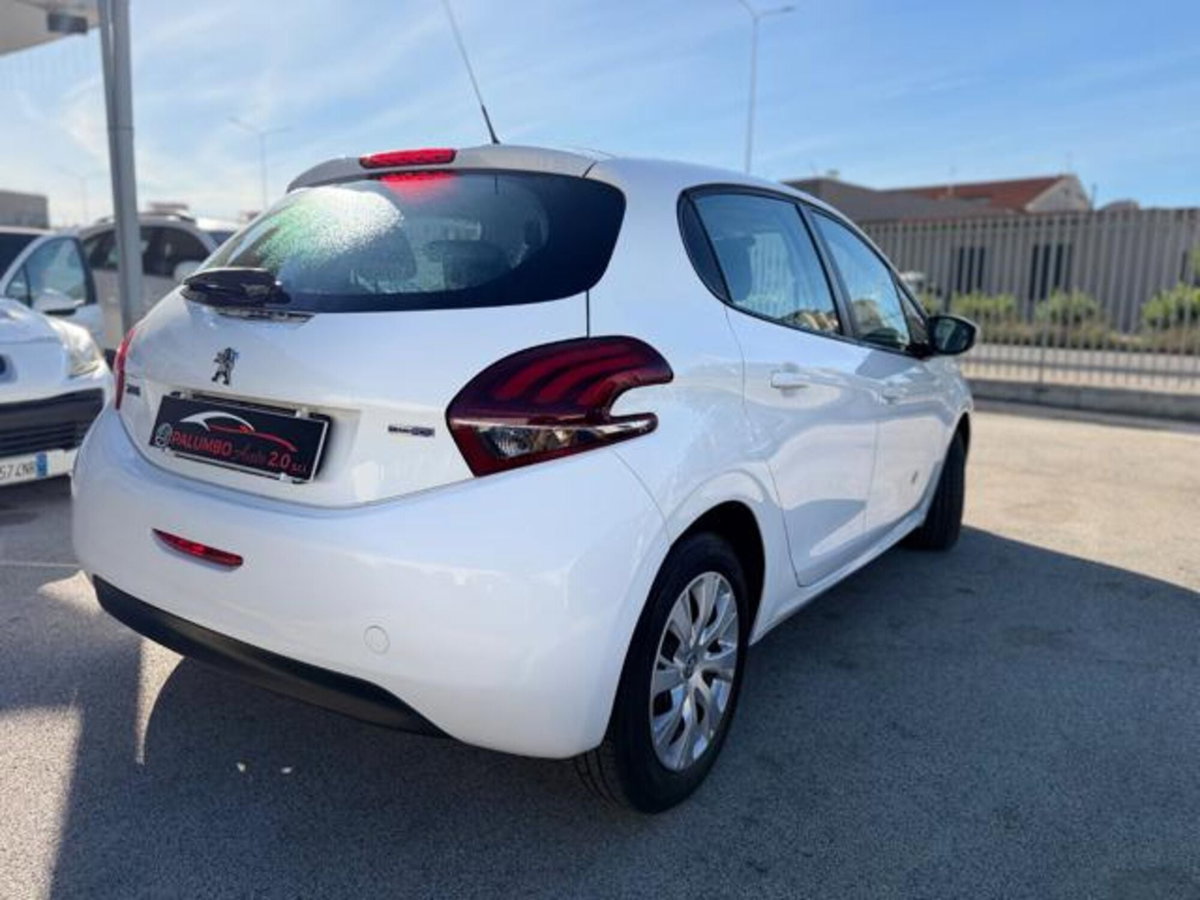 Peugeot 208 75 5 porte Allure (5)