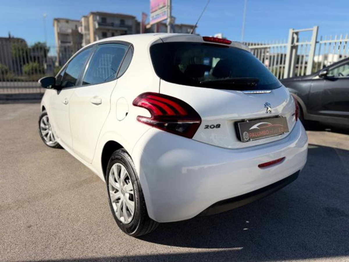 Peugeot 208 75 5 porte Allure (8)