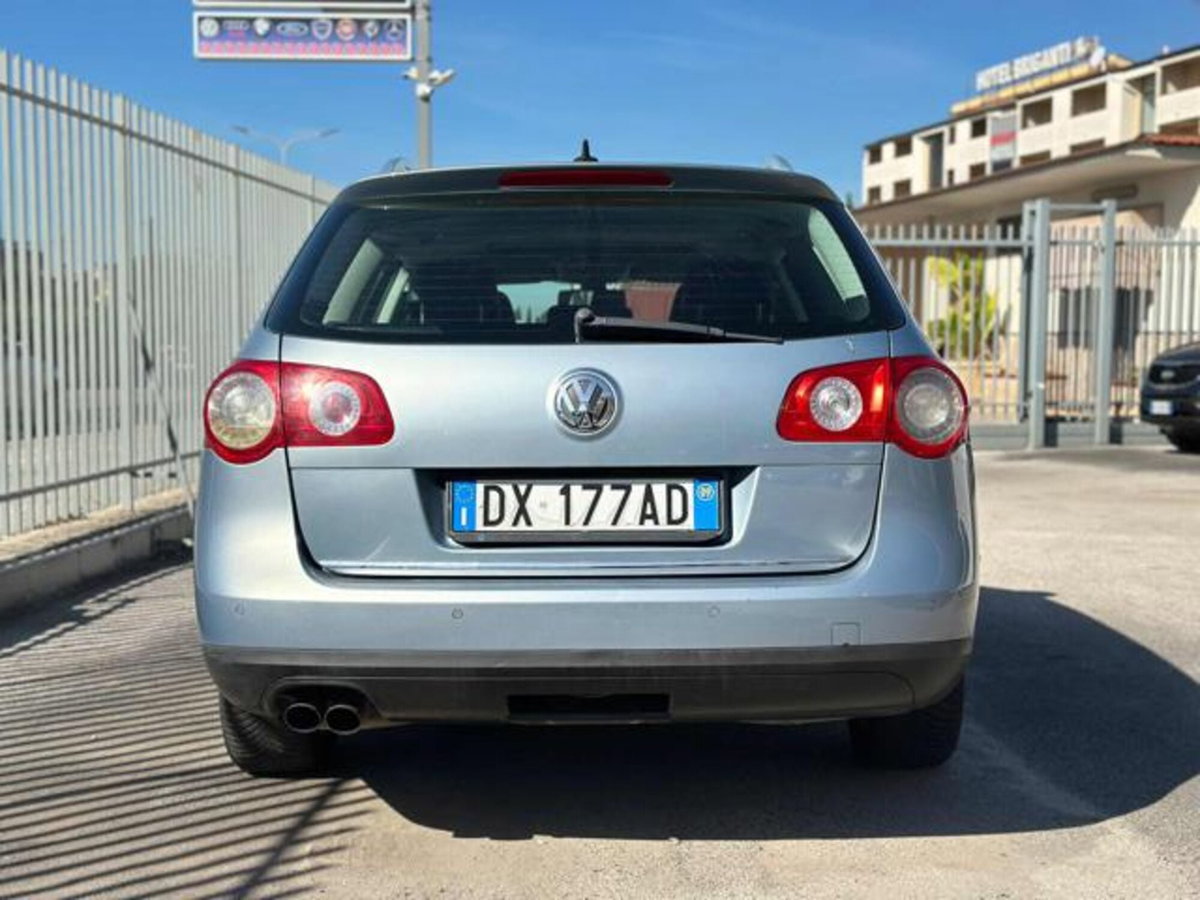 Volkswagen Passat Variant 2.0 TDI 170CV DPF DSG High. (5)