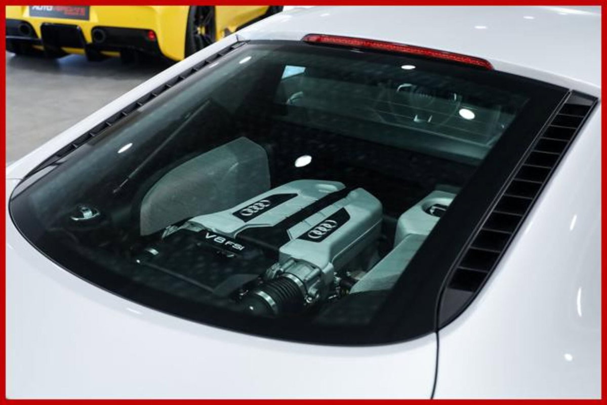 Audi R8 Coupé 4.2 V8 FSI quattro (14)