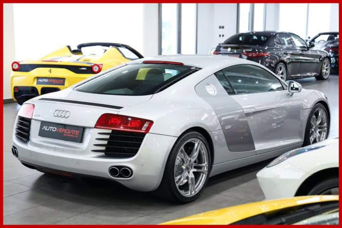 Audi R8 Coupé 4.2 V8 FSI quattro (7)
