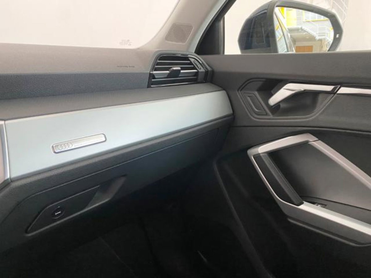 Audi Q3 Sportback 35 TFSI S tronic S line edition (19)