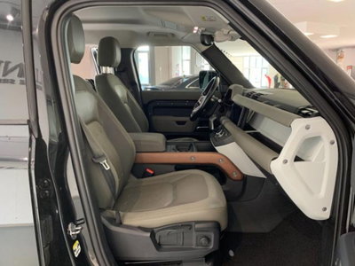 Land Rover Defender 110 2.0 SD4 240CV AWD Auto 72 Yrs. WEB Edition (12)