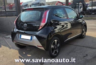 Toyota Aygo 1.0 VVT-i 69 CV 5 porte x-clusiv (3)