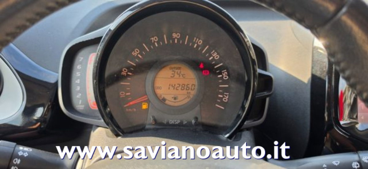 Toyota Aygo 1.0 VVT-i 69 CV 5 porte x-clusiv (8)