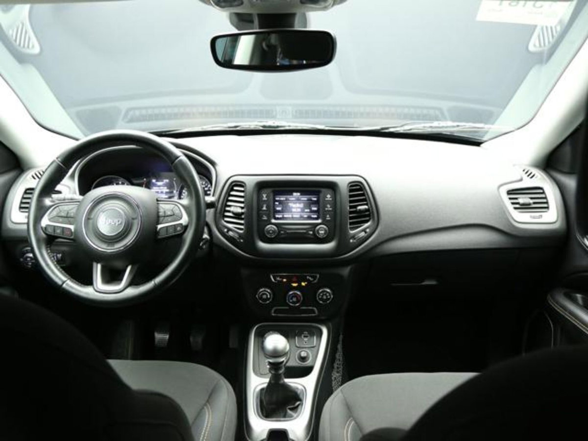 Jeep Compass 2.0 Multijet II 4WD Longitude (11)