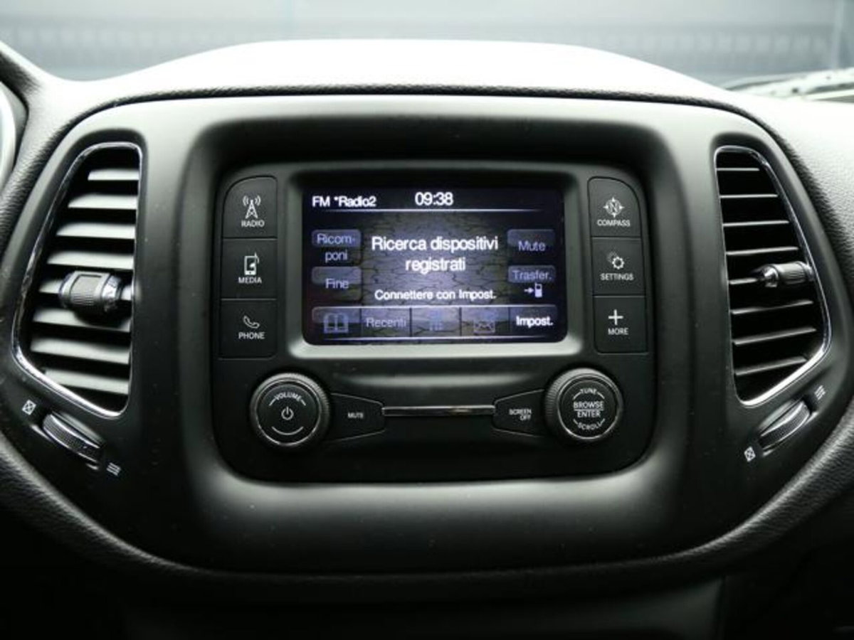 Jeep Compass 2.0 Multijet II 4WD Longitude (14)